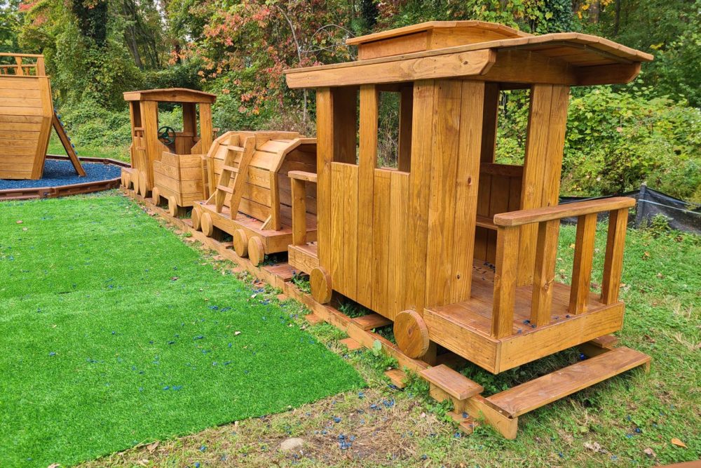 4 Piece Train Set Specialty Themed Playset